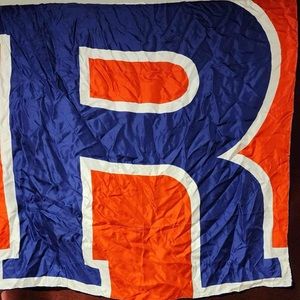 Rare Vintage 100% silk Ray Strauss unlimited scarf